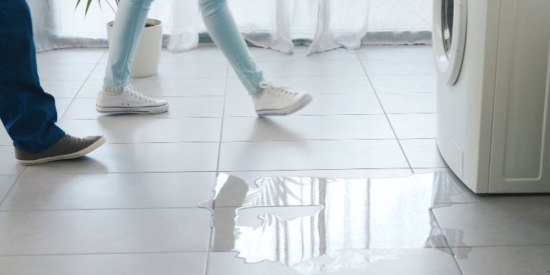Máquina de Lavar Vazando Água Quando Enche em Feira de Santana: Confira 6 Dicas